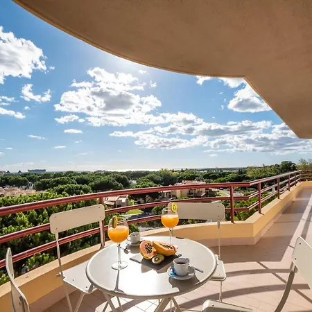 Portland By Algarve Vacation Apartment